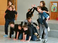 Gemeinsam erarbeiteten sich die Schüler die Leistungen bei dem Tanzprojekt. Foto: Privat