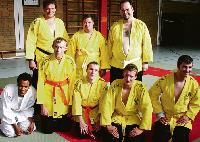Das Judo-Team der HPCA-Judogruppe mit ihrem Trainer Alwin Brenner (hinten links) kämpft derzeit bei den olympischen Spielen in Berlin um Medaillen. Foto: gf