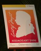 Die offizielle österreichische Briefmarke zum Wiener Mozartjahr 2006.	
	Foto: Andreas Wind