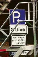 Bis das Parkraummanagement in Schwabing und Maxvorstadt greifen kann, muss noch viel gebastelt werden  in den Straßen und der Verwaltung.  F.: maho