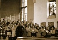 Der Kirchenchor 1973 bei der Probe für einen Fernsehgottestdienst. Foto: Buch
