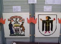 In vier Wochen bastelten Moosacher Kinder ein Wappen von München und seinen Partnerstädten. Foto: VA