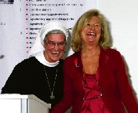 Jutta Speidel moderiert Vinzenz-von-Paul-Preis-Verleihung 2007  Barmherzige Schwestern stiften Preise in Höhe von insgesamt 9.000 Euro. Foto: VA
