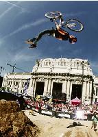 Nach anderen europäischen Metropolen können die Freerider am kommenden Wochenende auch in München spektakuläre Stunts zeigen.