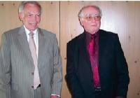 Auch Alt-OB Georg Kronawitter (links) gratulierte Gerson Peck zum 80. Geburtstag. 	Foto: Privat
