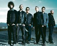 Linkin Park lockt die Massen ins Olympia-Reitstadion nach Riem.	Foto: VA