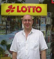 Der Moosacher Lottodantler in der Bunzlauer Straße 6: Lotto-Toto Dimaratos.Foto: ah