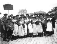Volkstrachtenzug im Jahr 1904: Monacensia zeigt Münchner Imagefilme. Foto: VA