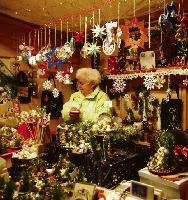 Was wäre ein Wintermärchenweihnachtsmarkt ohne die vielen schönen Verkaufsstände. Da steigt die Vorfreude aufs Fest.Foto: WoH