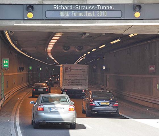 Der Richard-Strauss-Tunnel gehört zu den sichersten in ganz Europa, beweist jetzt ein ADAC-Test. Foto: ADAC