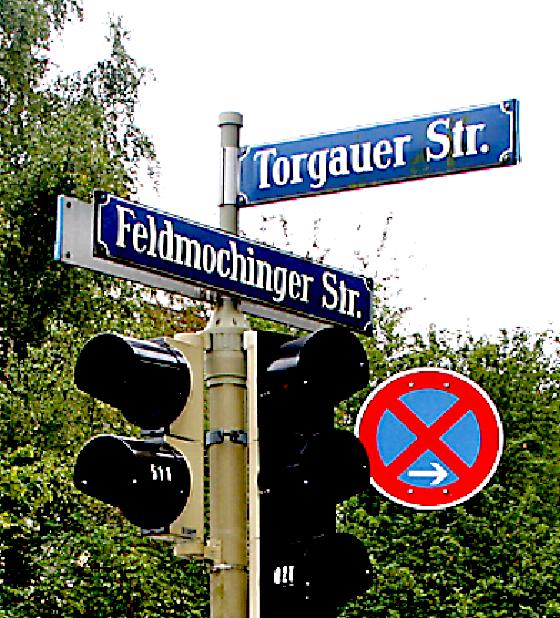 Feldmochinger Straße/Höhe Torgauer Straße: Hier ist die Signalanlage probeweise außer Betrieb	Foto: ws
