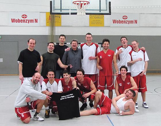 Die Basketball-Herren 1 des TSV Milbertshofen. 	VA