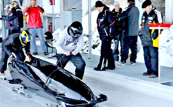 Der Bob-Pilot Dominik Arndt und sein Anschieber Florian Obst wollen bei den Olympischen Jugendspielen 2012 gemeinsam an den Start gehen.	Foto: Obst
