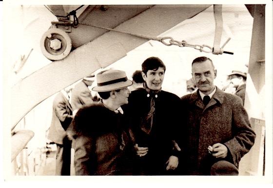 Katia, Erika und Thomas Mann bei der  Überfahrt nach Amerika, April 1937. Foto: Monacensia