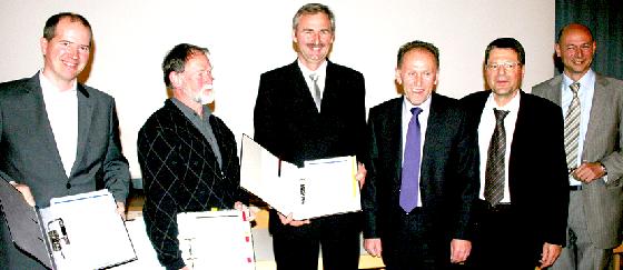 Markus Auerbach, die Anwohner-Sprecher Rolf Deska und Martin Obersojer,  Rudolf Fuchs, Dr. Klaus Arzet und Robert Schmidt (von links).	Foto: ws