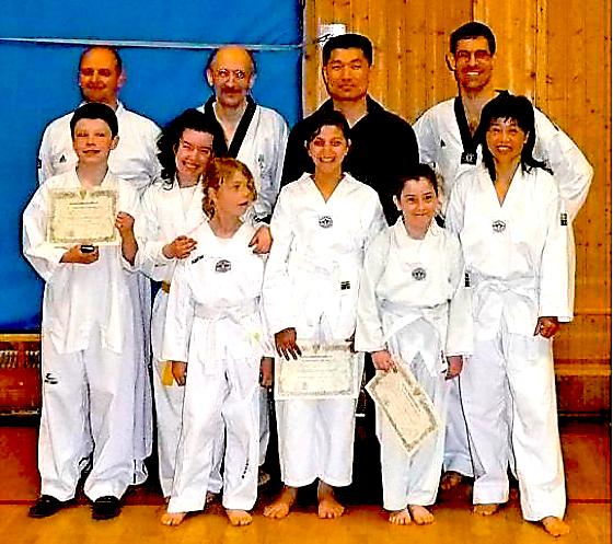 Gelb- und Weiß-Gelb-Gürtel waren zu »vergeben« bei der Taekwondo-Prüfung.	Foto: Privat