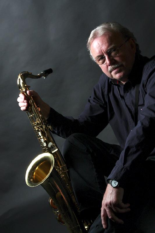 Peter Karl bringt Jazz mit tschechischem Einschlag nach Moosach.	Foto: Verein