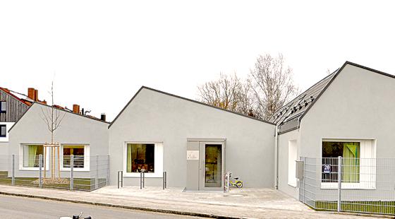 Im Stadtteil und im Landkreis kommen Entdecker bei den Architektouren und dem Tag der offenen Gartentür auf ihre Kosten. 	Fotos: 03 Architekten GmbH/hw