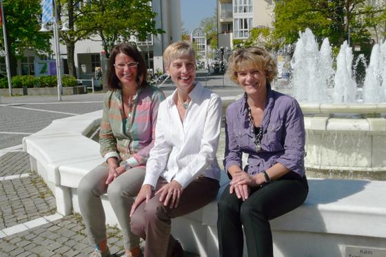 Seit dem 7. Juli beraten Barbara Mallmann, Gisela Hüttis und Ursula Cieslar (v.l.) jeden ersten Donnerstag im Monat rund um das Thema Pflege. 	Foto: MO