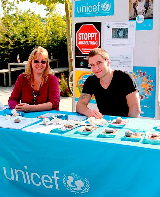 UNICEF war auf dem Sommerfest mit einem Informationsstand vertreten.	Foto: Privat