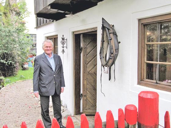 Professor Wiedenmann freut sich auf viele Besucher im Lola-Montez-Haus.	Foto: hw