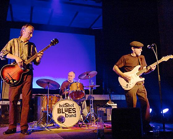 »The Hot Shot Bluesband« treten am 8. Oktober im Pelkovenschlössl auf. Foto: VA