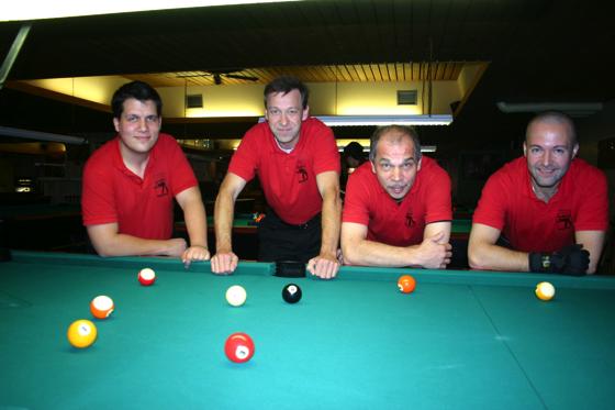 Ein ambitioniertes Team: Kapitän Alexander Dinov, Gerhard Schlemmer, Johann Dott und Valentin ­Nicoletti vom PBC Olimpia.	