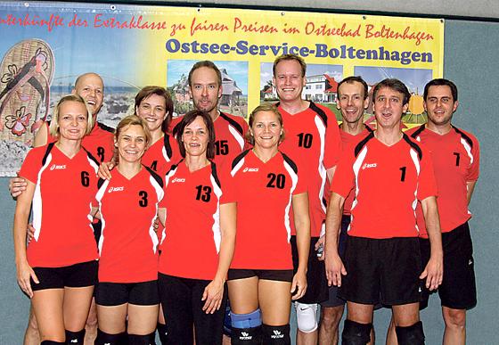 Die Vaterstettener Mixedvolleyballer haben sich für die Deutsche Meisterschaft qualifiziert.	Foto: TSV