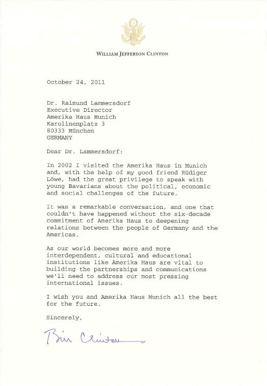 In einem persönlichen Brief sprach sich Ciinton für den Erhalt des Amerika Hauses am Karolinenplatz aus. Foto: Amerika Haus