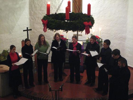 Das Münchner Ensemble »auserCHORen« singt am 11. Dezember in der Versöhnungskirche. 	Foto: VA