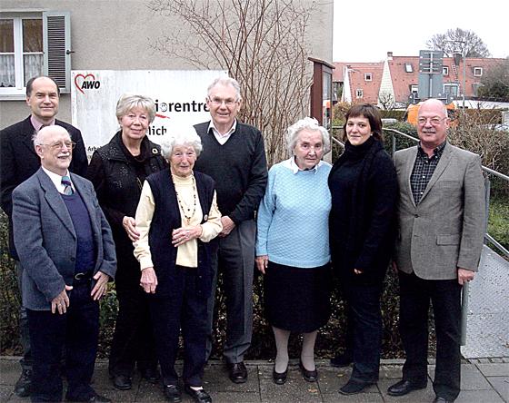 Hans Kopp, Joseph Brandstetter, Ingrid Sulentic, Rudi Rauch, Barbara Schwaiger, StRin Regina Salzmann, Martin Bengsch (v. li.).	Foto: M. Salzmann