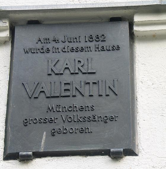 Auch Karl Valentin war ein echter Auer. Sein Geburtshaus steht in der Zeppelinstraße.	Foto: VA