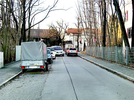 Die enge Lohengrinstraße soll als Tempo-30-Zone ausgewiesen werden.	Foto: ikb