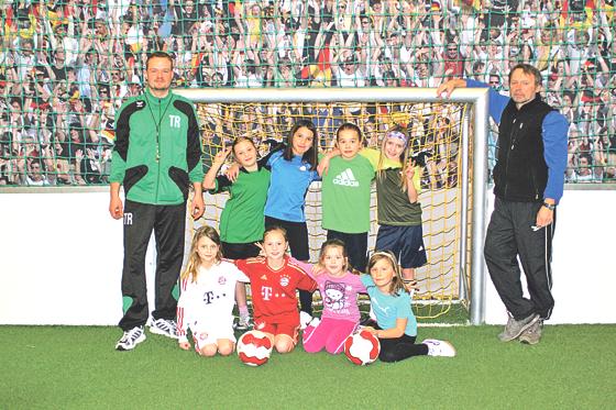 Die Mädchen-Mannschaft des TSV Grünwald freut sich auf weitere Mitspielerinnen.	Foto: VA