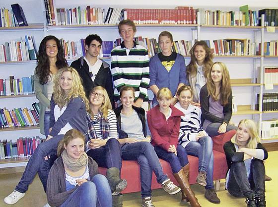14 Schüler des Wilhelm-Hausenstein-Gymnasiums (WHG) in Bogenhausen haben im P-Seminar Deutsch unter Leitung ihrer Lehrerin Nadine Bürglen Texte verfasst. Sie beschäftigen sich mit ebenso unterschiedlichen wie außergewöhnlichen Themen.