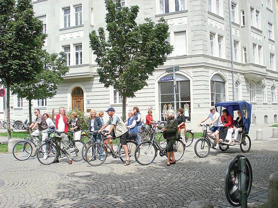 Seit 2006 fahren die Radler entlang der Grünen Achse um die Gegend zu erkunden. Foto: Erich Mühsam