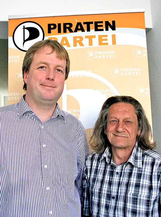 CSU-Überläufer Wolfgang Schropp (rechts) und Münchens Piratenchef Holger van Lengerich.	Foto: ws