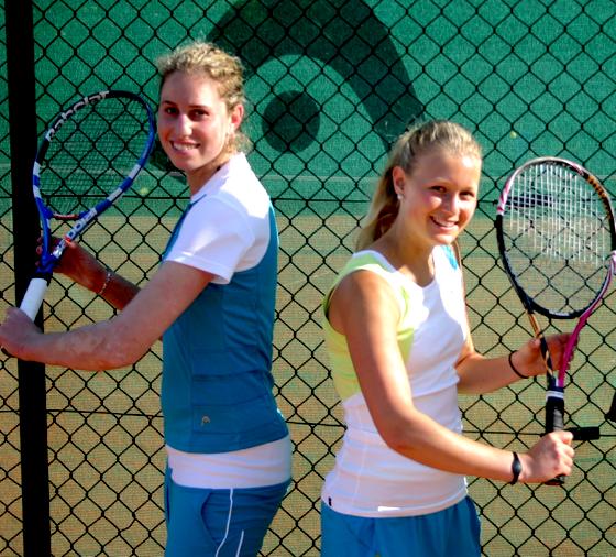 Tennis, Tennis und noch mal Tennis: Luba Schifris (l.) und Julia Thiem spielen beim TC LUPO in der zweiten Bundesliga.	Foto: Sylvie-Sophie Schindler