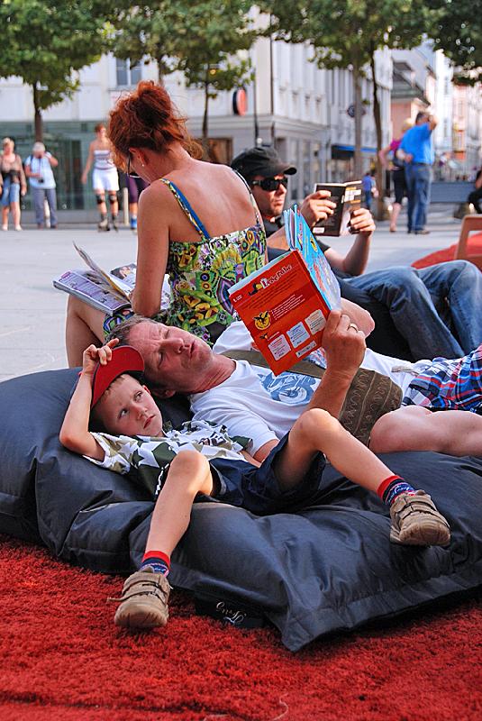 Stadtlesen können alle Bücherwümer demnächst gemütlich am Odeonsplatz. Foto: © Innovationswerkstatt