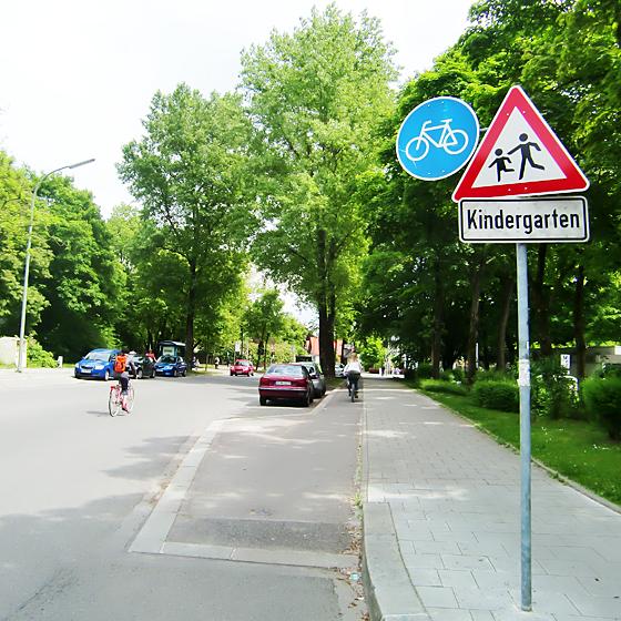 Künftig darf in der Robert-Heger-Straße auf dem Radweg und auf der Straße geradelt werden. Foto: ikb