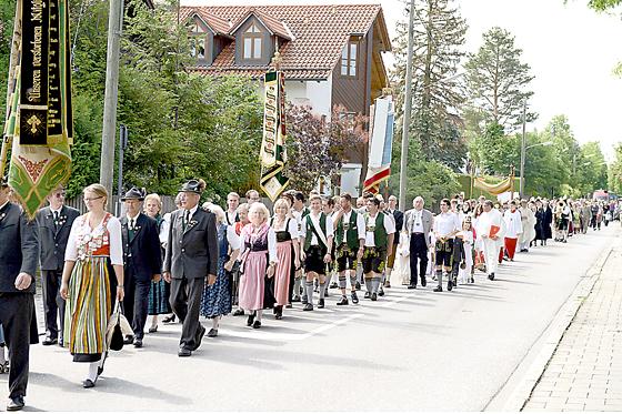 Viele Besucher kamen heuer zum Neubiberger  Fronleichnamfest.	Foto: Privat