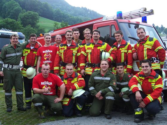 Stolz nahmen die Feuerwehrler aus Eching das Leistungsabzeichen entgegen.	Foto: FW