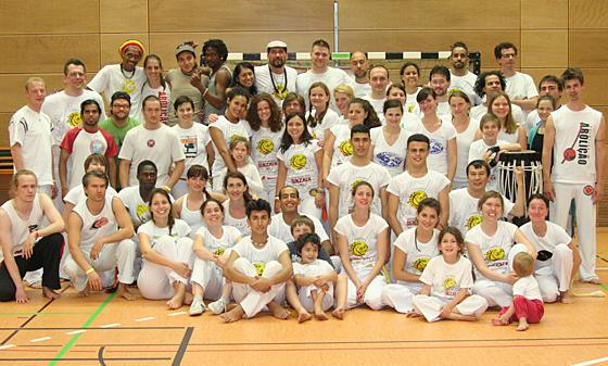 Capoeira, die aus Musik- und Tanzelementen bestehende brasilianische Kampfkunst, macht auch deutschen Sportlern viel Spaß. Foto: VA