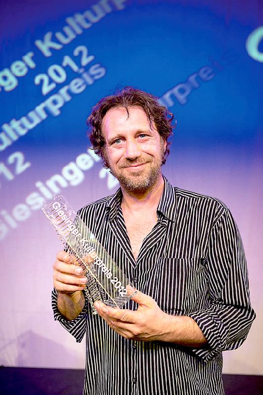 Michi Marchner gewinnt Jury- und Publikumspreis beim Giesinger Kulturpreis. 	Foto: VA