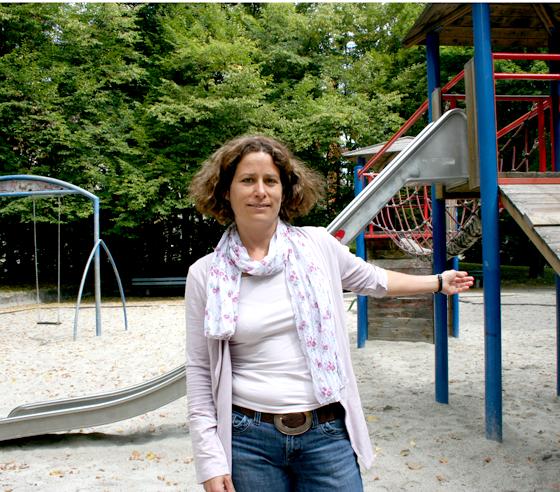 Für die Anlage Karl-Lipp-Straße werden Spielplatzpaten gesucht, wie Veronika Kahl vom Moosacher Bezirksausschuss berichtet.	Foto: ws