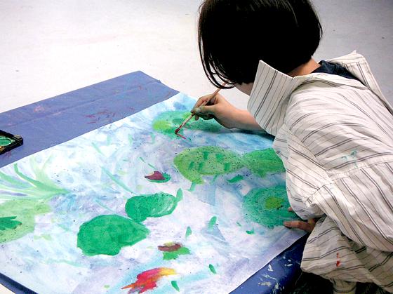 Licht und Farbe: Kinder können mit KuKi Kunst in der Neuen Pinakothek entdecken.	Foto: VA