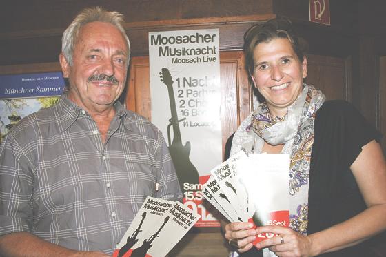 Julia Schönfeld-Knor und Günther Frohnauer veranstalten federführend die erste Moosacher Musiknacht.	Foto: ws