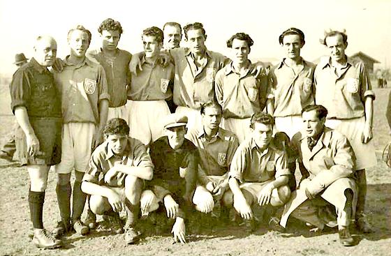Ein Bild der 1. Mannschaft des FC Alemannia aus dem Jahr 1949. 	Foto: Privat