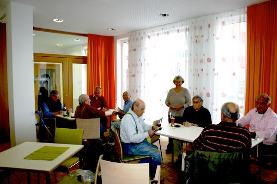 Die Besucher des ASZ Obergiesing genießen die größeren und helleren Räumlichkeiten in ihrer neuen Heimat. 	Foto: Hettich