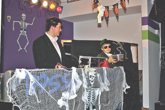 Deko und Outfit müssen natürlich stimmen bei einer echten Halloweenparty.	Foto: VA/Archiv